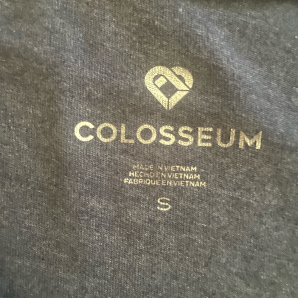 Ole Miss tshirt - Picture 3 of 4